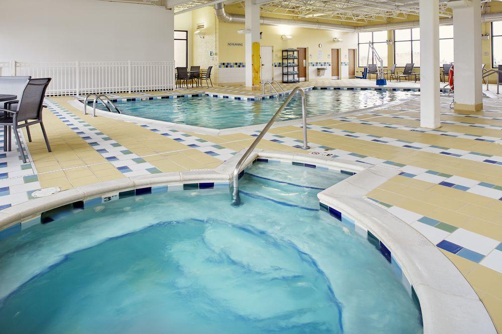 Fairfield Inn & Suites By Marriott Cleveland Beachwood Exteriör bild