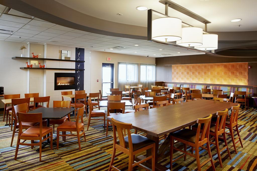 Fairfield Inn & Suites By Marriott Cleveland Beachwood Exteriör bild