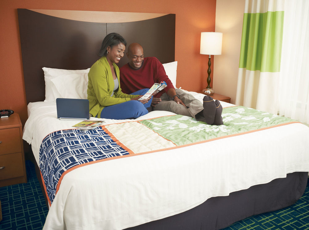 Fairfield Inn & Suites By Marriott Cleveland Beachwood Exteriör bild